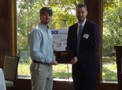 Dyer accepts ASCE award